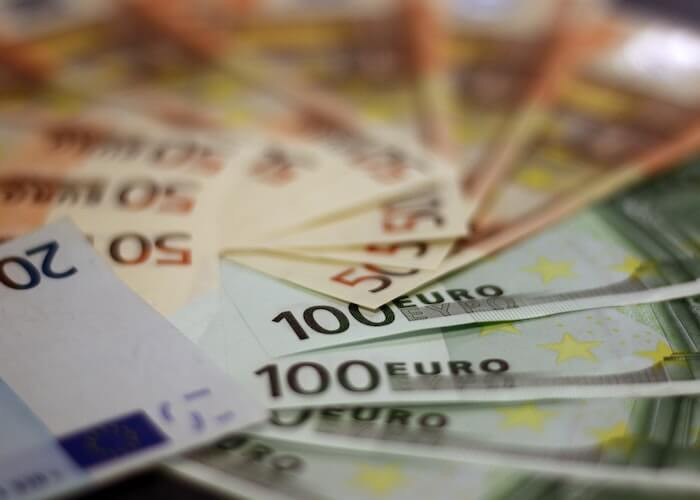 Investir 300 000 euros : construire un portefeuille immobilier solide