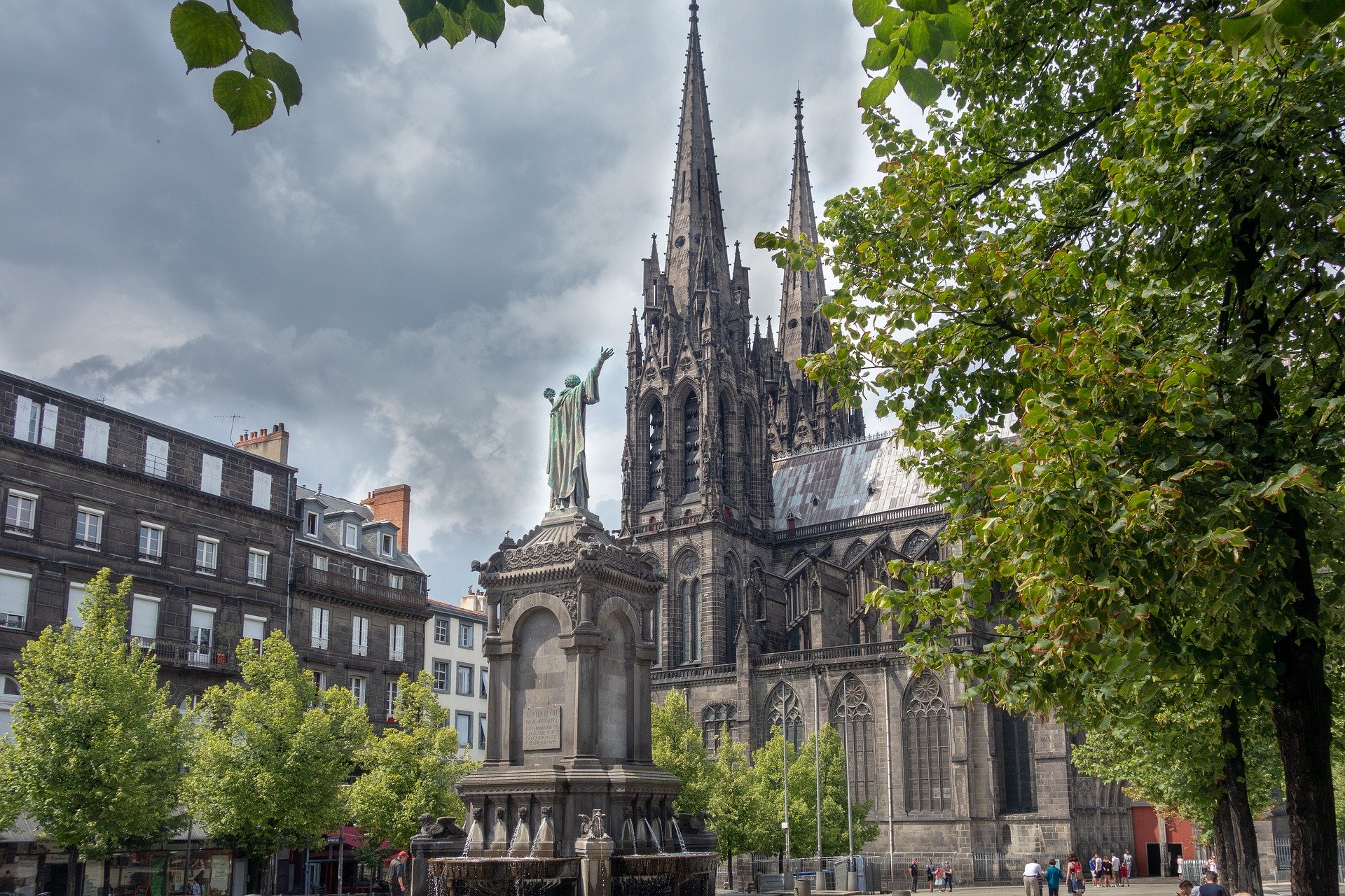 image-invest-real-estate-clermont-ferrand