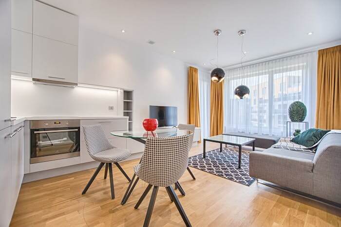 Un appartement meublé moderne, idéal pour ceux qui souhaitent investir dans le locatif et profiter de revenus stables grâce à la location meublée.